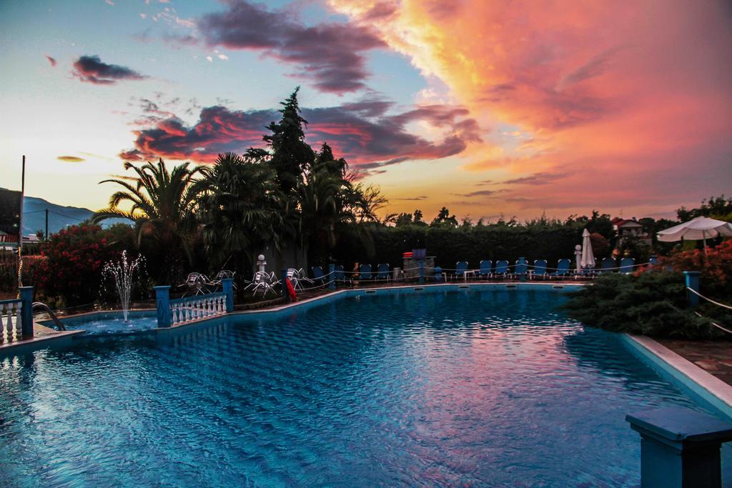 Livithra Apartahotel Paralía Skotínis